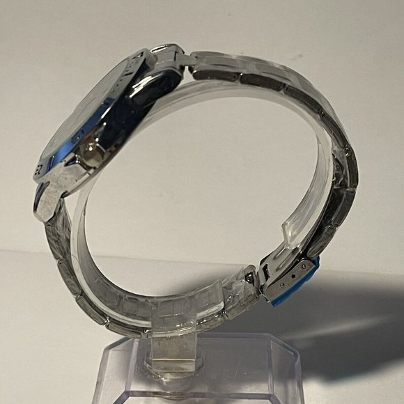 New York Yankees LOGO Stainless Steel Watch NEW Wh - Picture 4 of 9